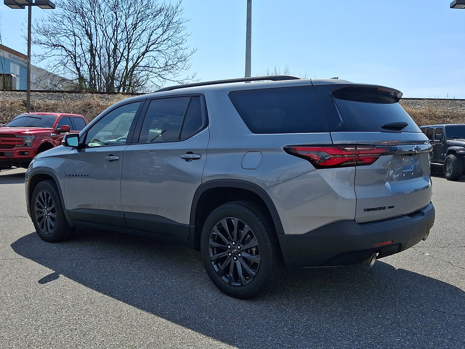Used 2023 Chevrolet Traverse RS w/ LPO, Floor Liner Package image 4