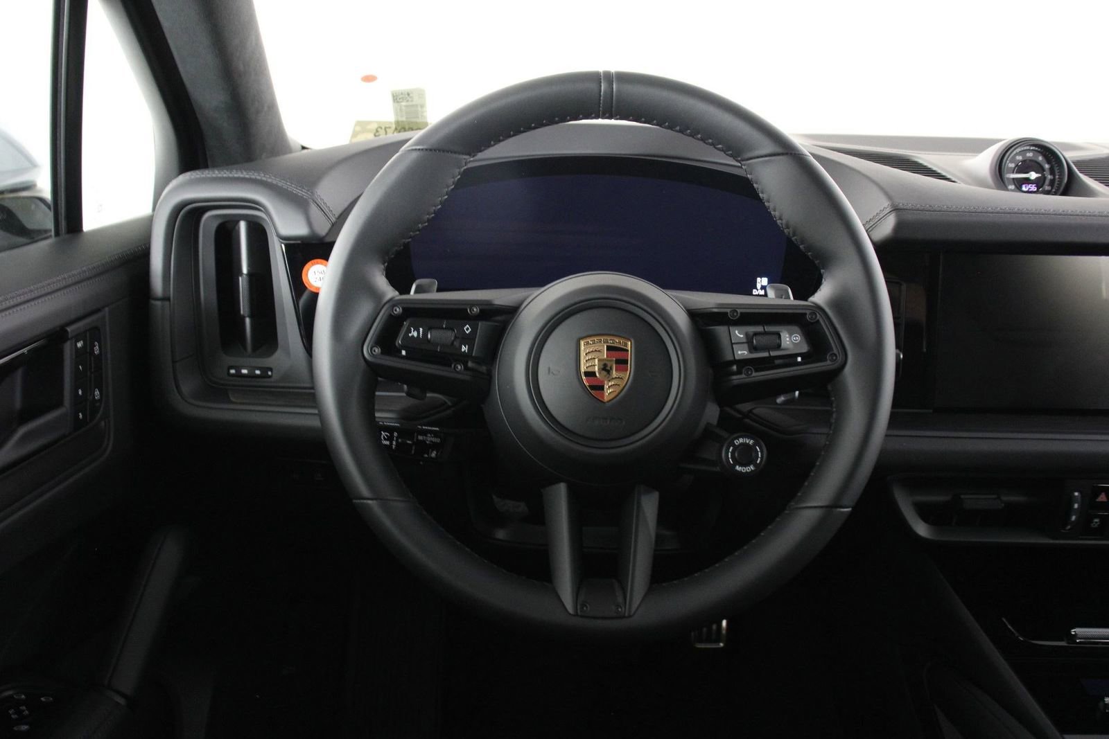 New 2026 Porsche Cayenne GTS image 12