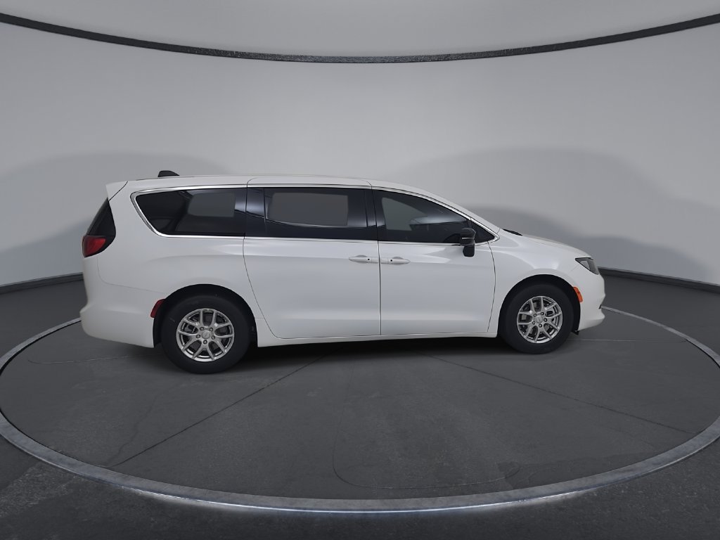New 2027 Chrysler Pacifica LX FWD image 16