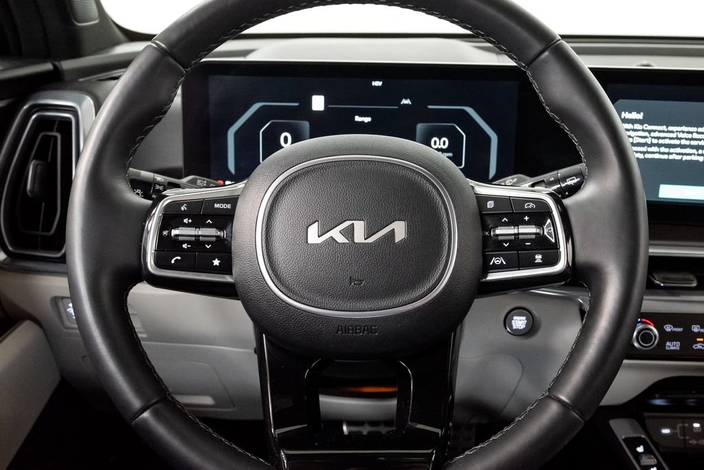 Certified 2025 Kia Sorento SX Prestige AWD/4WD image 15