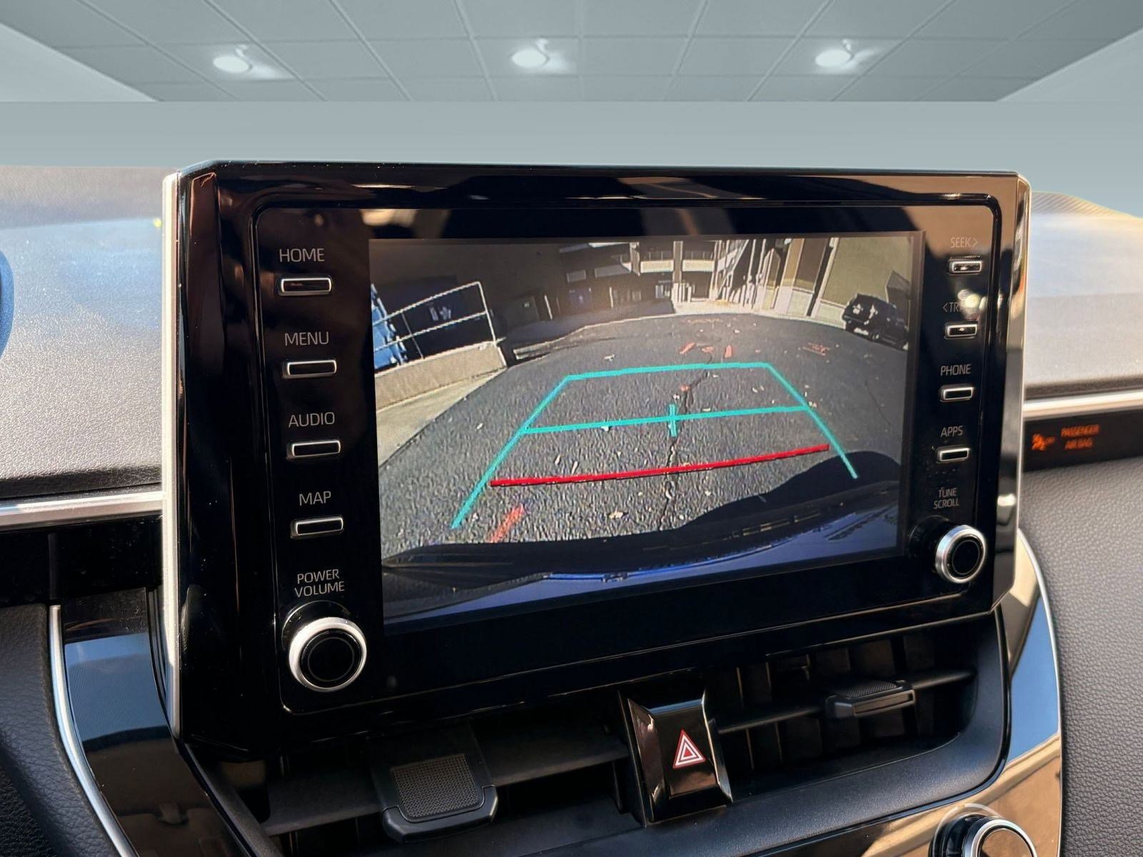 Used 2020 Toyota Corolla LE image 29