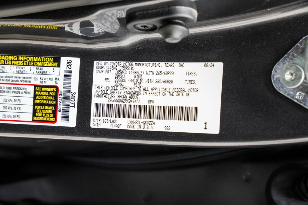 Used 2024 Toyota Sequoia Platinum AWD/4WD image 46