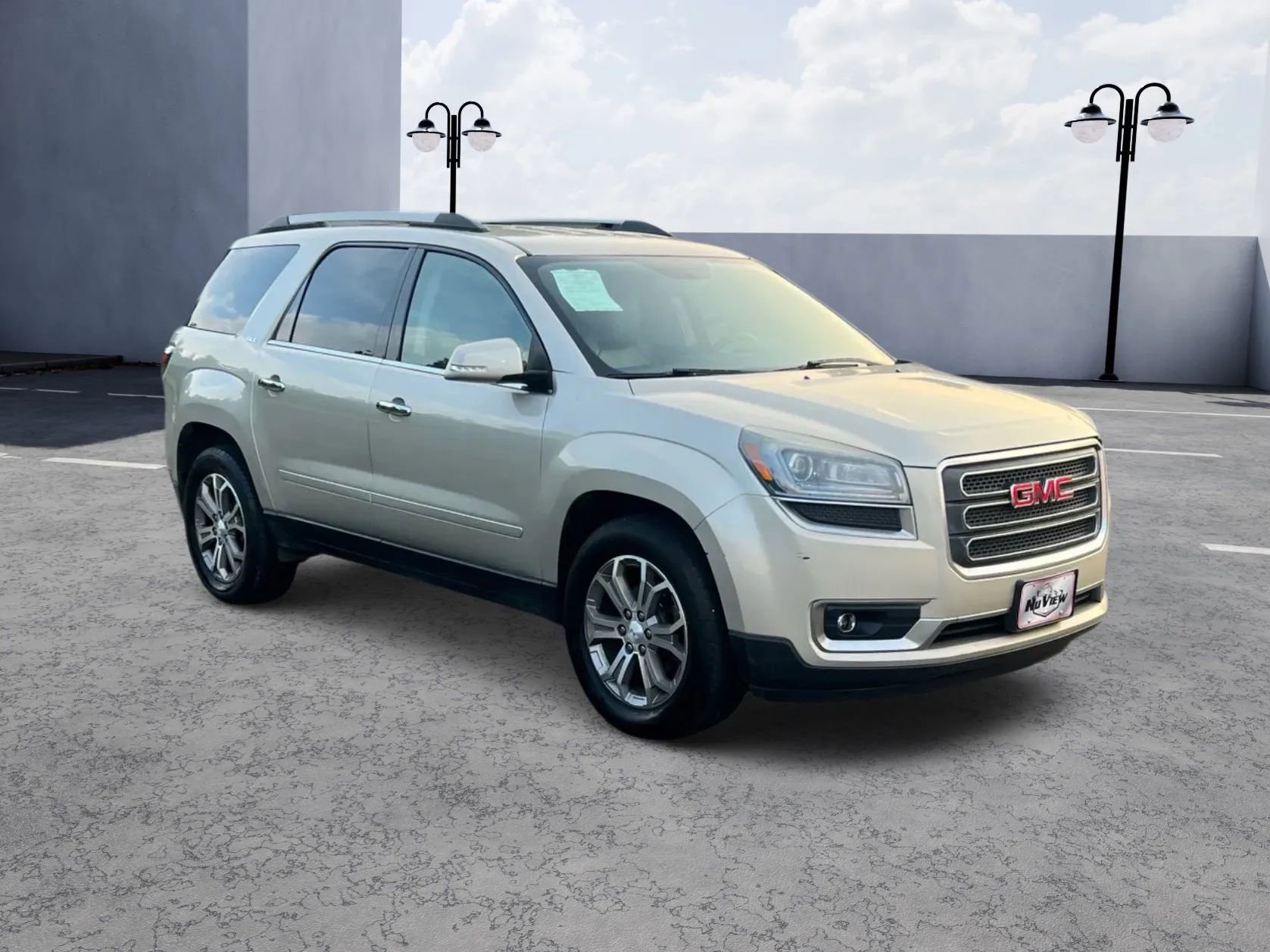 Used 2015 GMC Acadia SLT image 7