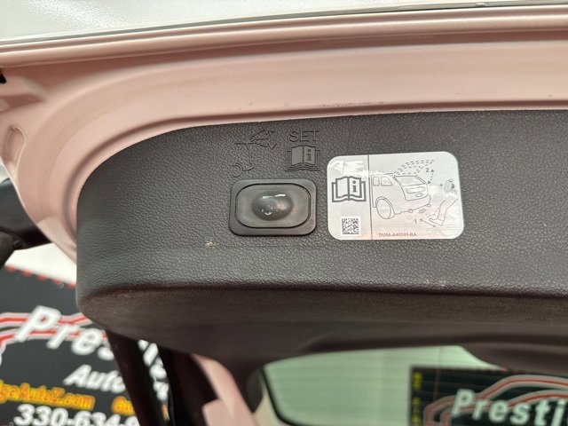 Used 2019 Ford Escape Titanium image 44