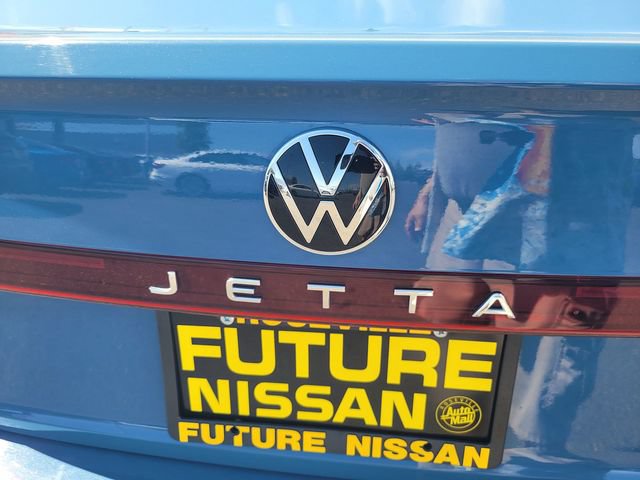 Used 2025 Volkswagen Jetta SE FWD image 10