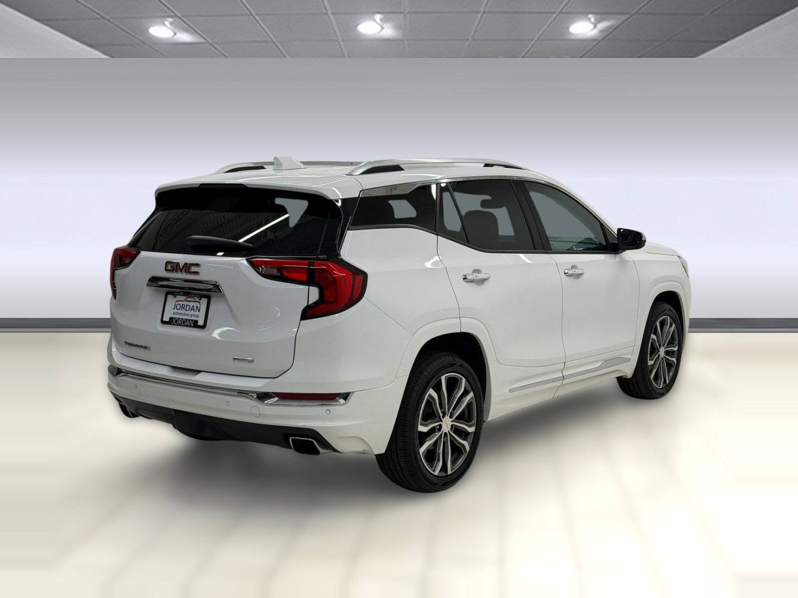 Used 2020 GMC Terrain Denali w/ Denali Premium Package image 7