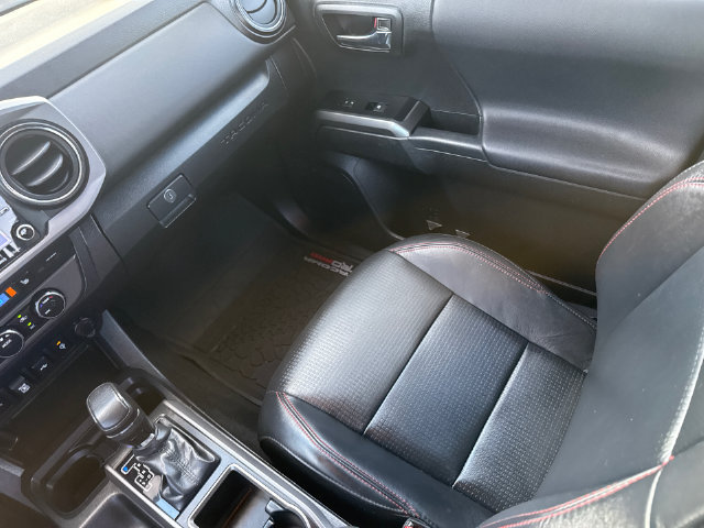 Used 2022 Toyota Tacoma TRD Pro AWD/4WD image 14