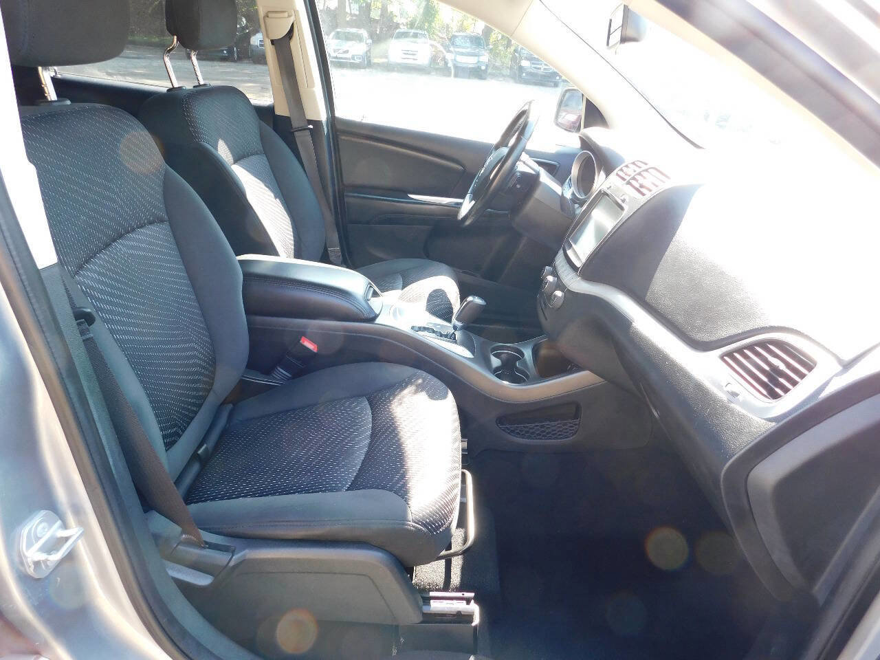 Used 2017 Dodge Journey SXT w/ Safe & Sound Group image 21