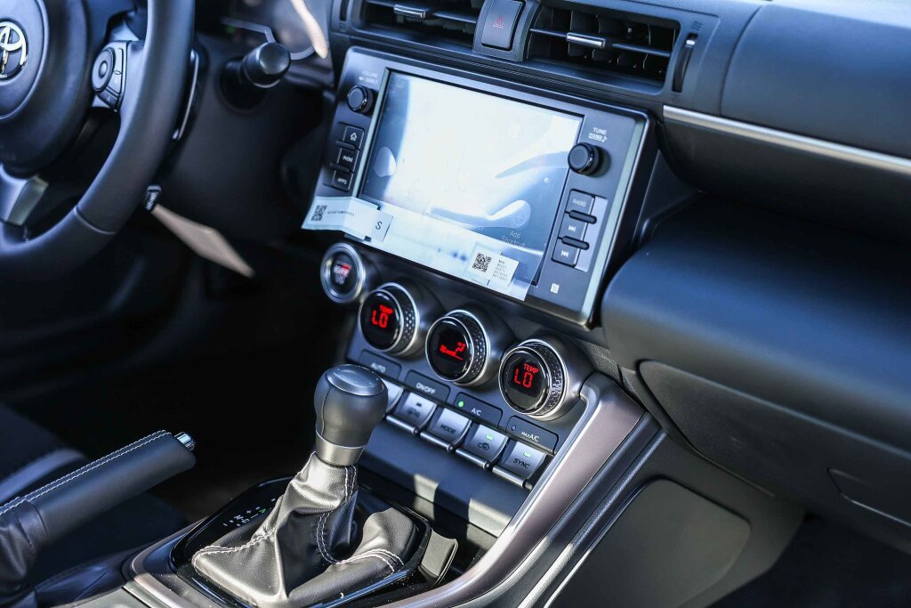 Certified 2025 Toyota GR86 Premium w/ ALL Weather Mat Package (TMS) image 4