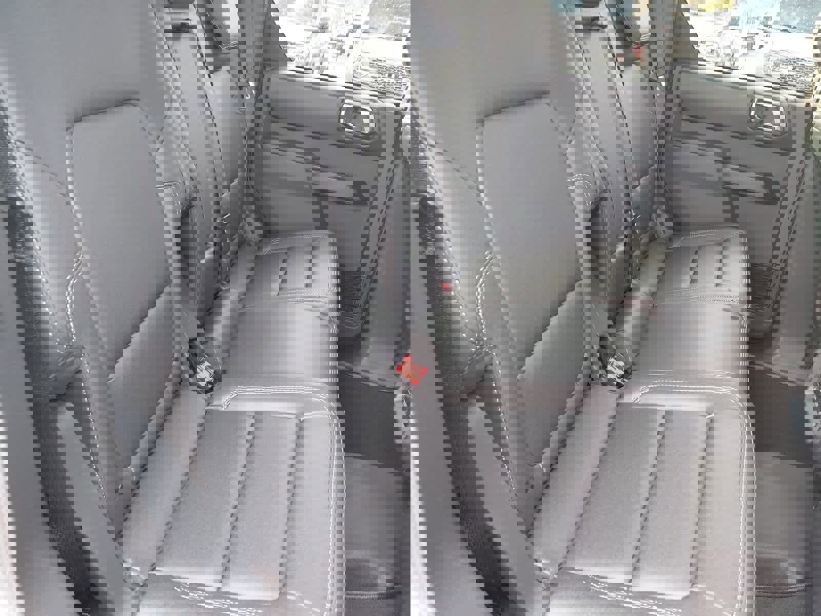 New 2025 Ford Bronco Badlands image 24