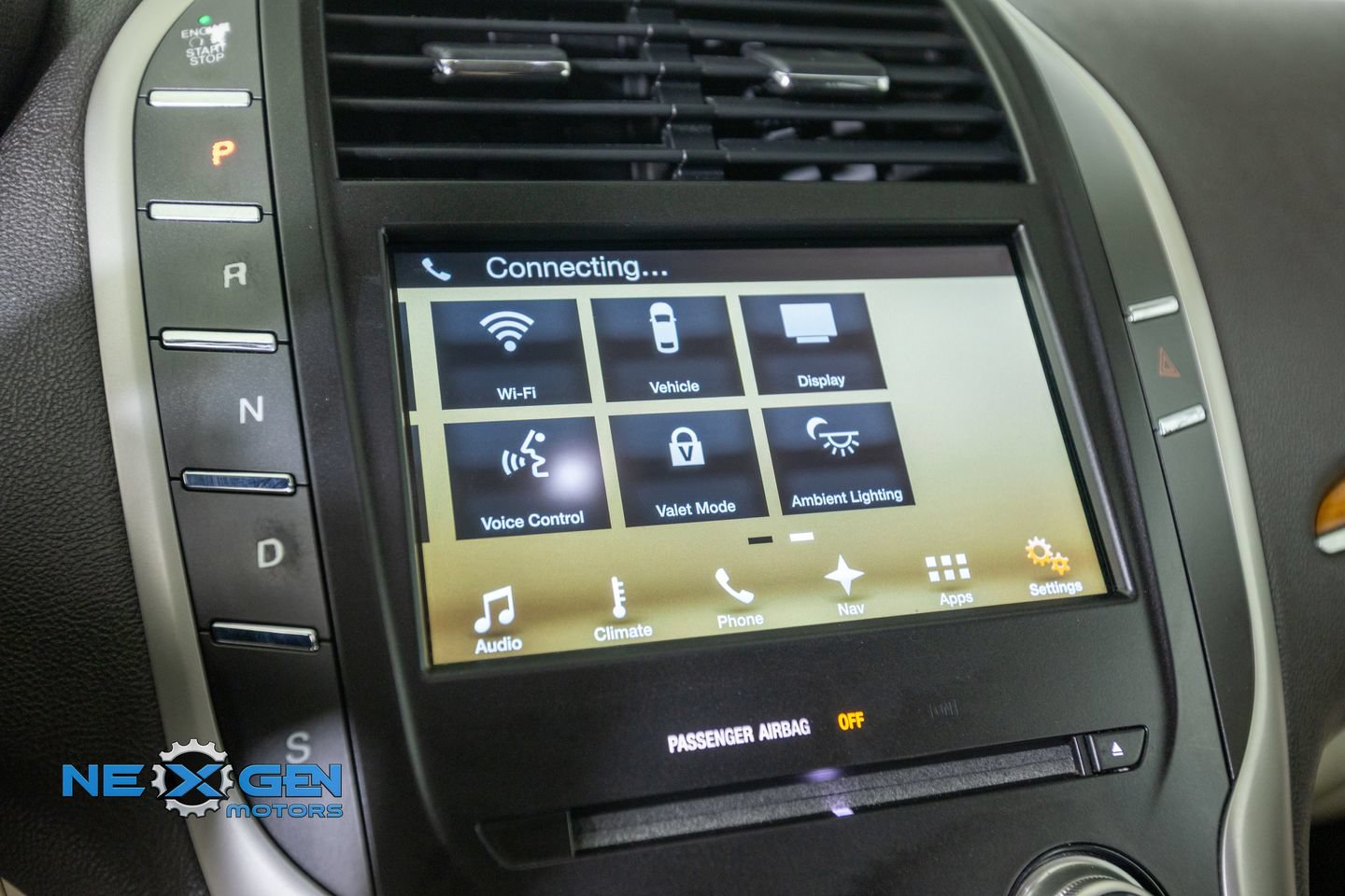 Used 2016 Lincoln MKC Reserve w/ Lincoln MKC Climate Package AWD/4WD image 23