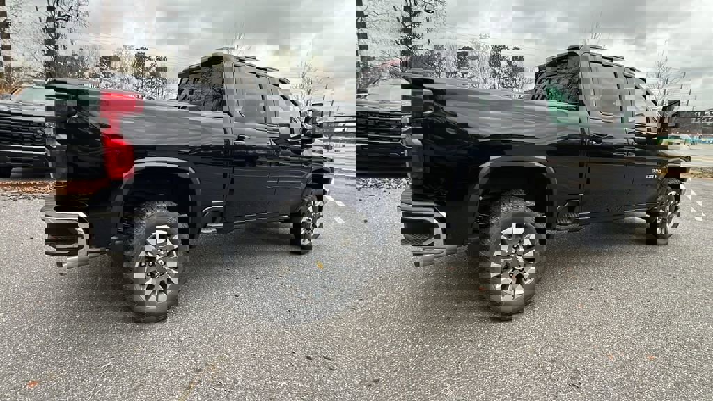 New 2026 Chevrolet Silverado 3500 LT w/ All Star Edition image 5