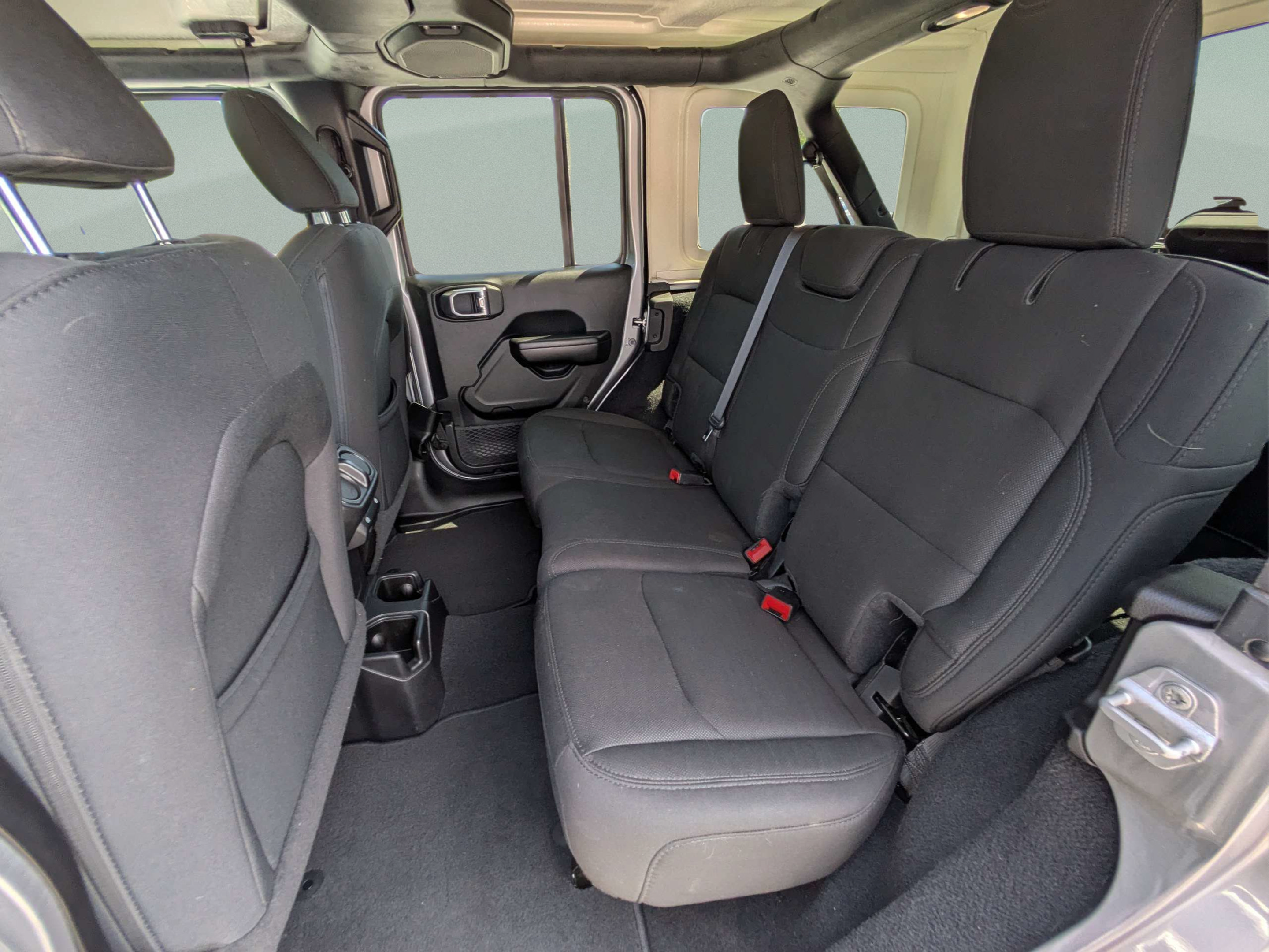 Used 2019 Jeep Wrangler Unlimited Sport S AWD/4WD image 12