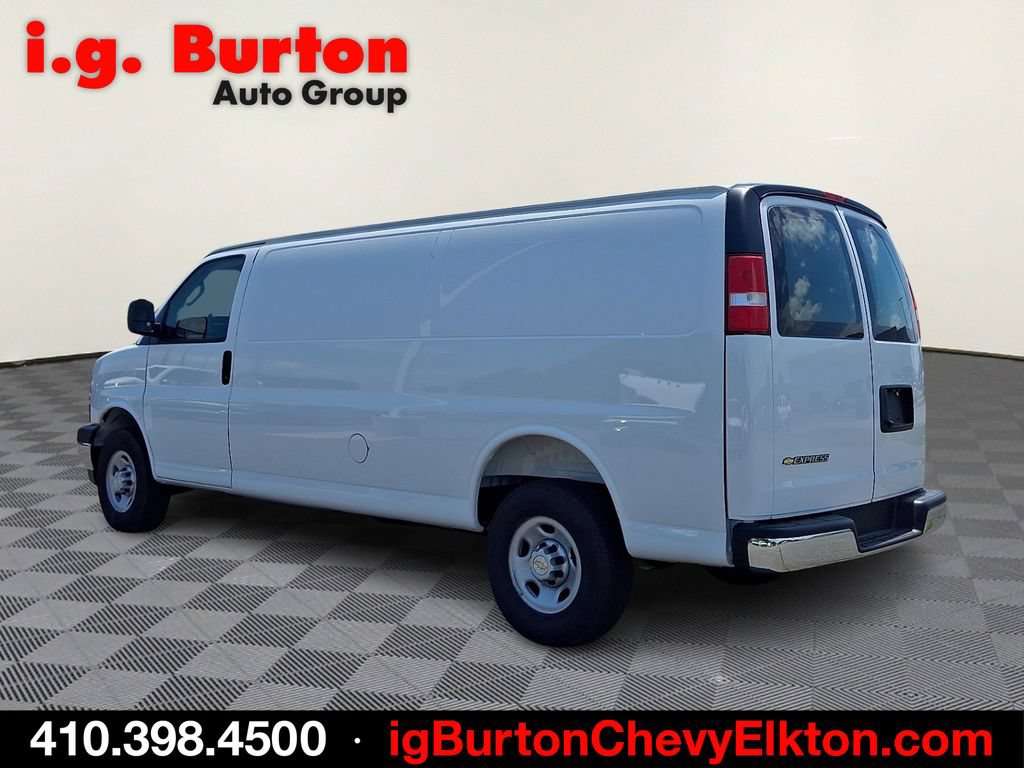 New 2026 Chevrolet Express 2500 Extended w/ Driver Convenience Package RWD image 3