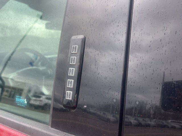 Used 2018 Ford F150 Lariat image 32