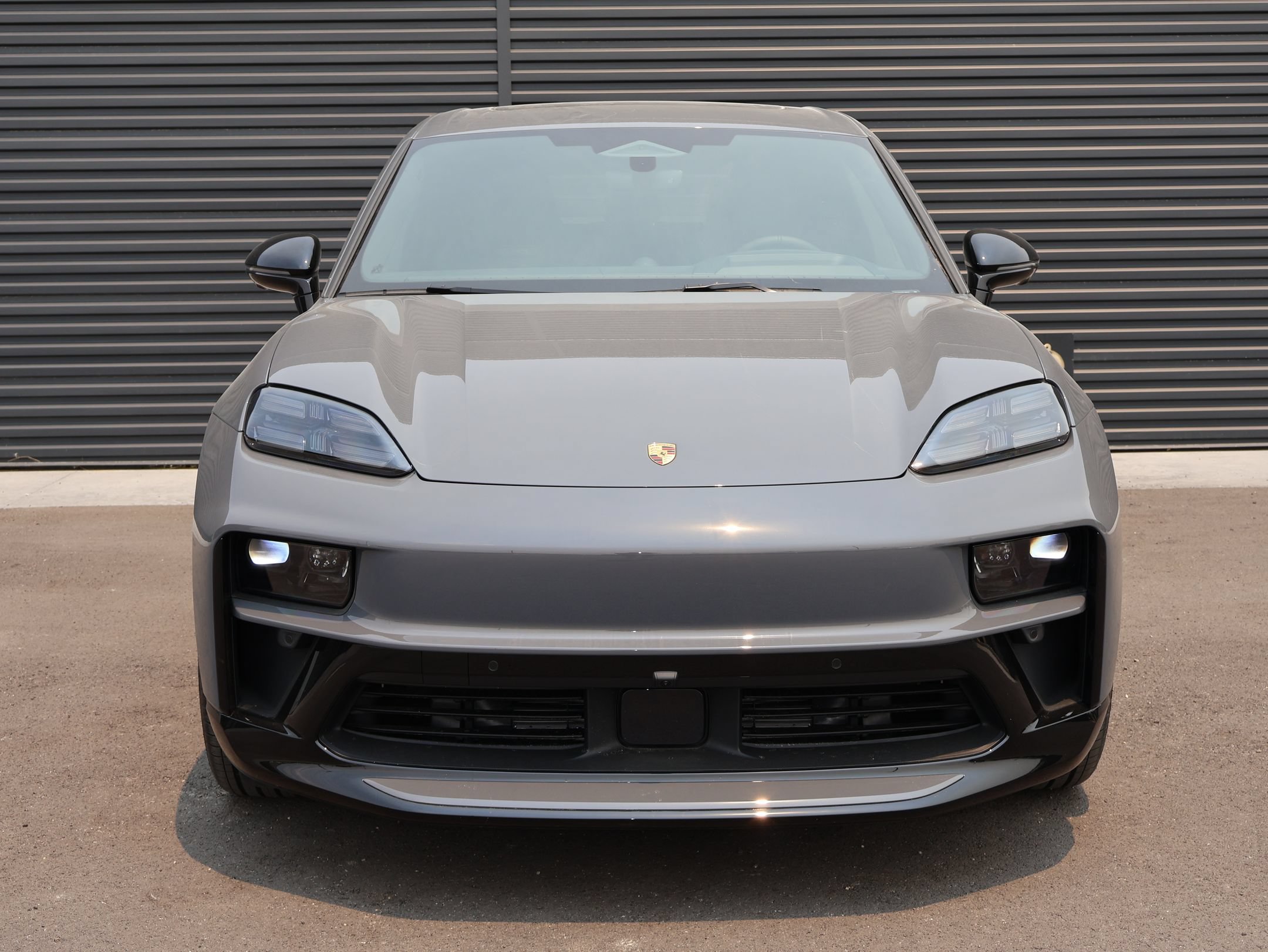 New 2026 Porsche Macan GTS Electric AWD/4WD image 6