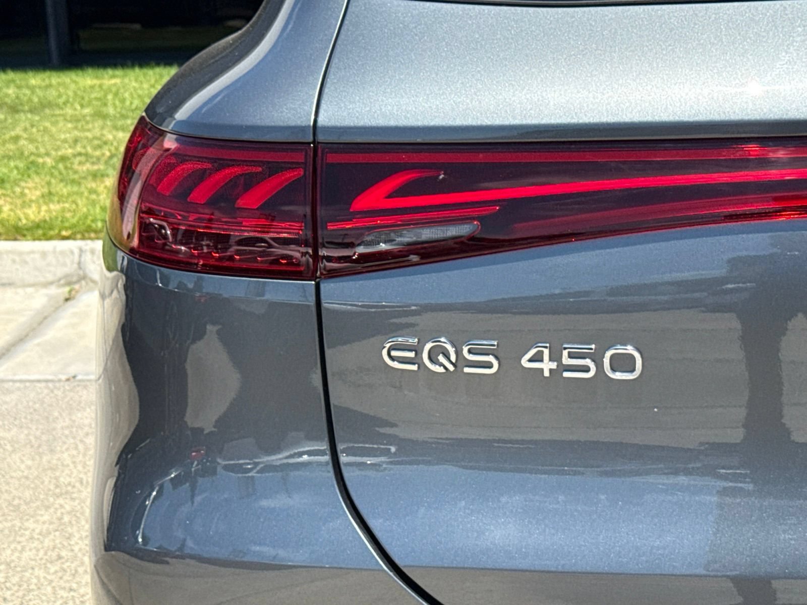 Used 2023 Mercedes-Benz EQS 450+ 4MATIC SUV image 11