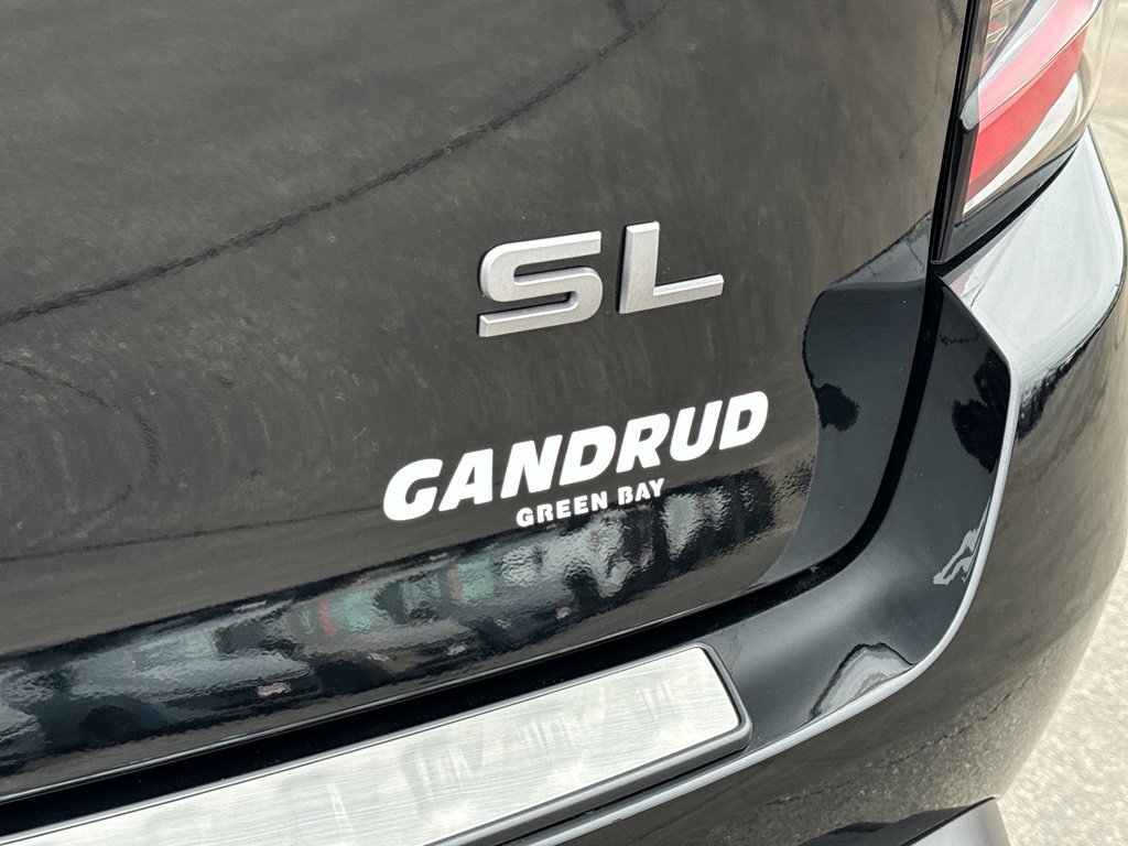 New 2026 Nissan Armada SL w/ Captain's Chari Seat Package image 8