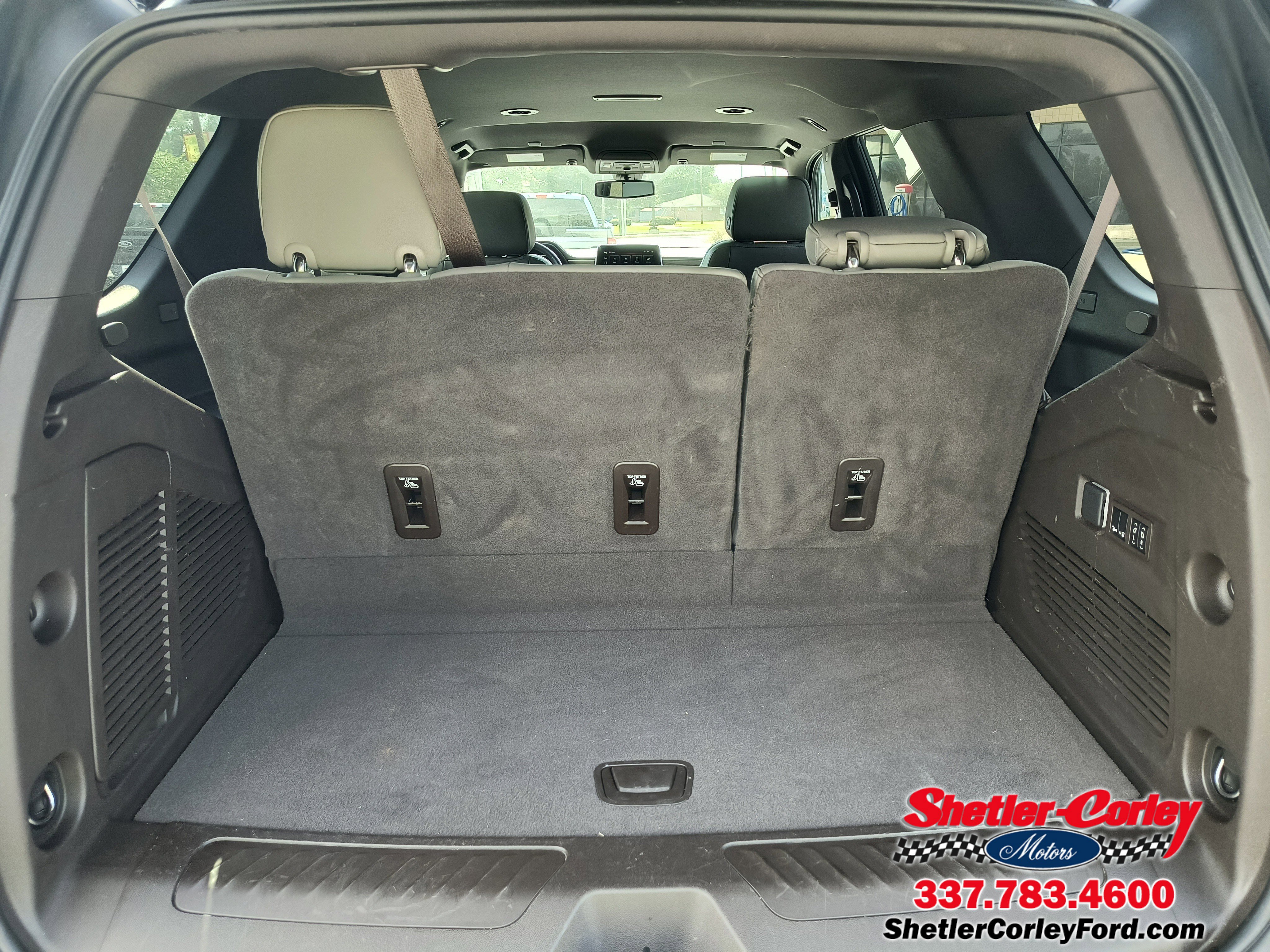 Used 2022 GMC Yukon SLT w/ SLT Luxury Package image 7