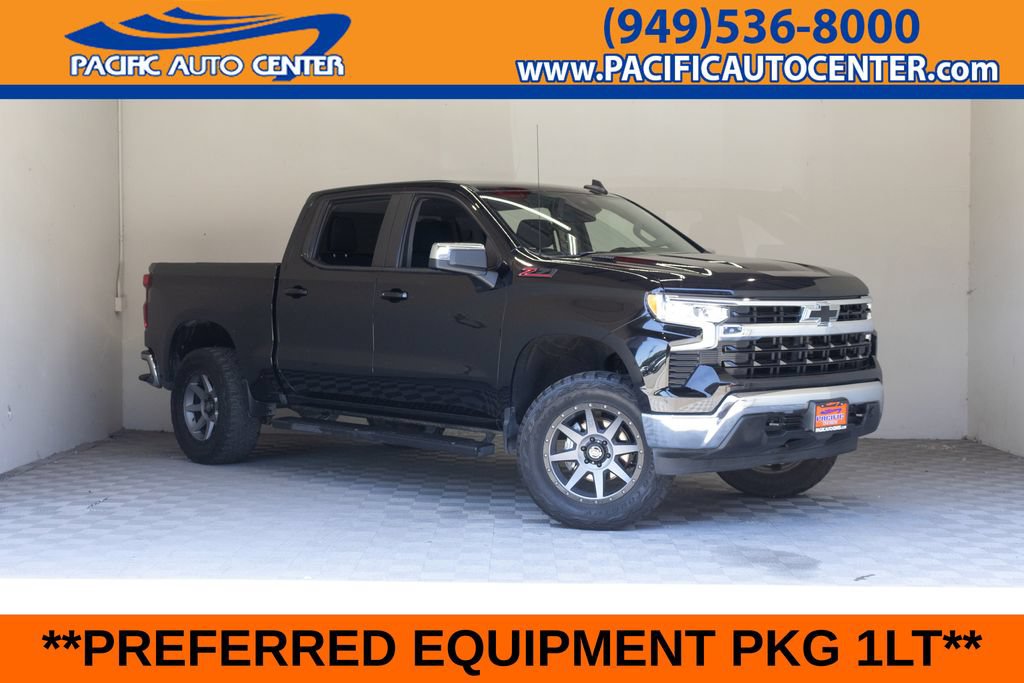 Used 2022 Chevrolet Silverado 1500 LT w/ Z71 Off-Road Package AWD/4WD image 1