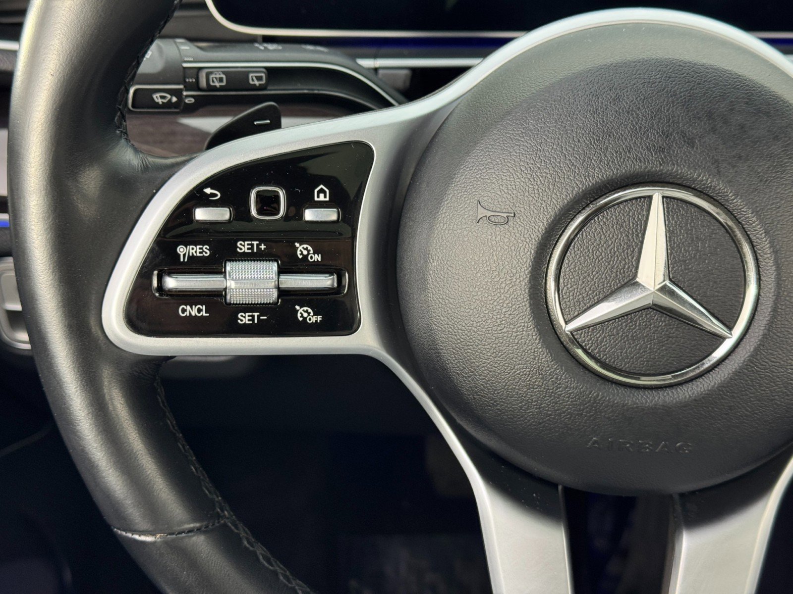 Used 2021 Mercedes-Benz GLE 350 w/ Premium Package image 22