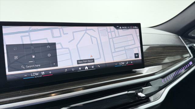 Used 2025 BMW X6 xDrive40i w/ Climate Comfort Package image 31