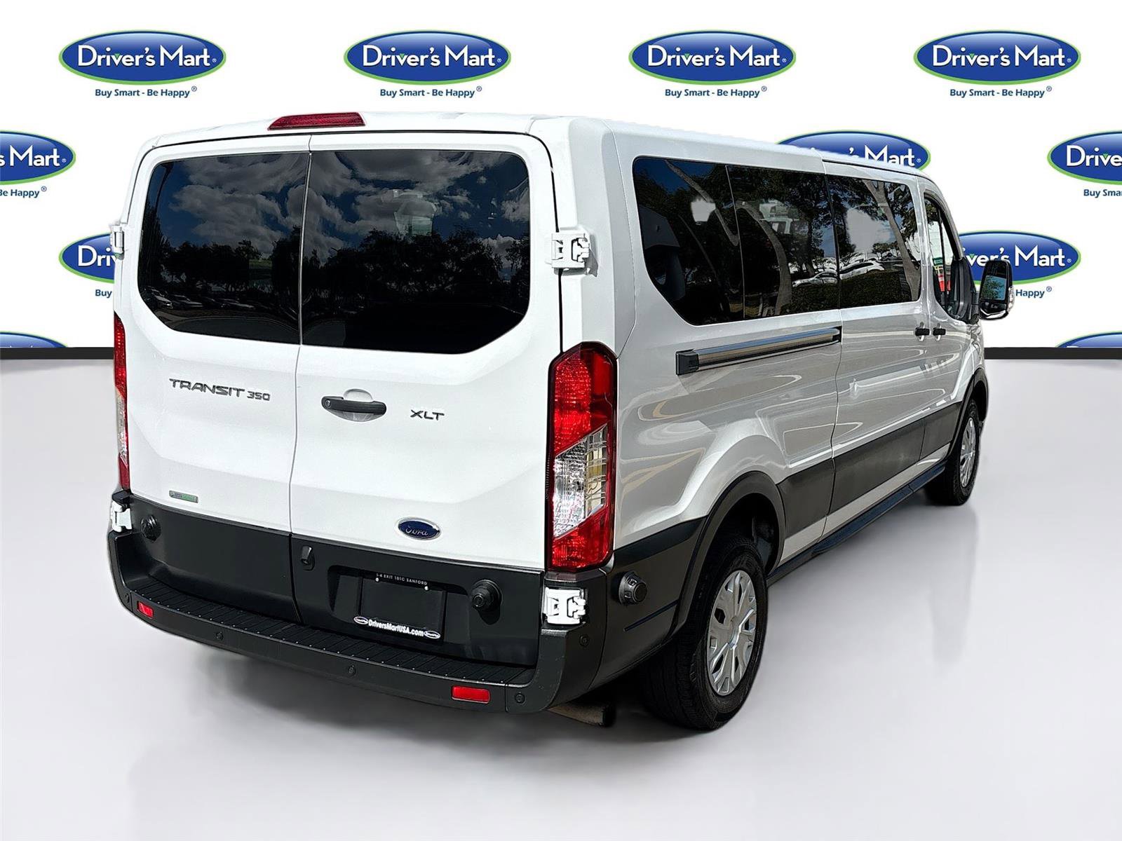 Used 2024 Ford Transit 350 XLT image 7