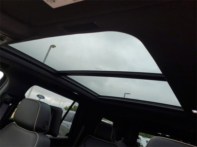 New 2025 GMC Yukon Elevation w/ Elevation Premium Package image 15