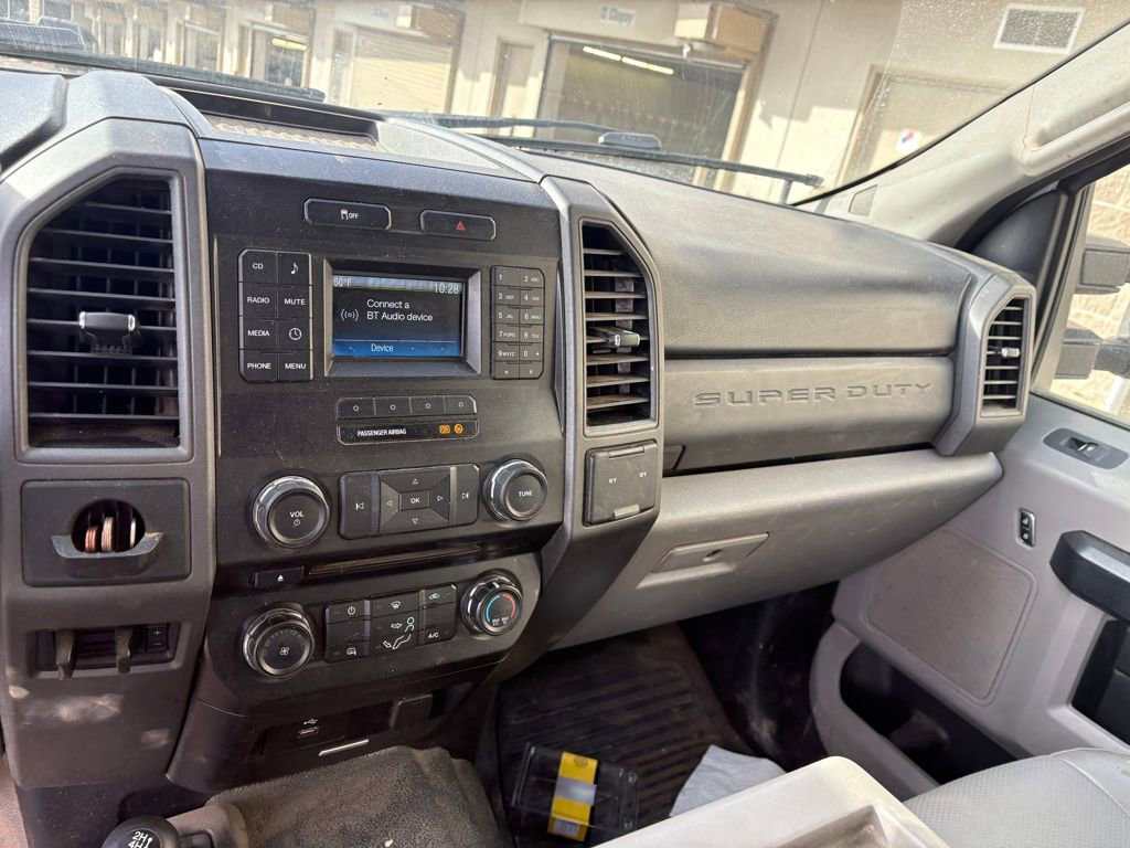 Used 2017 Ford F550 XL image 18