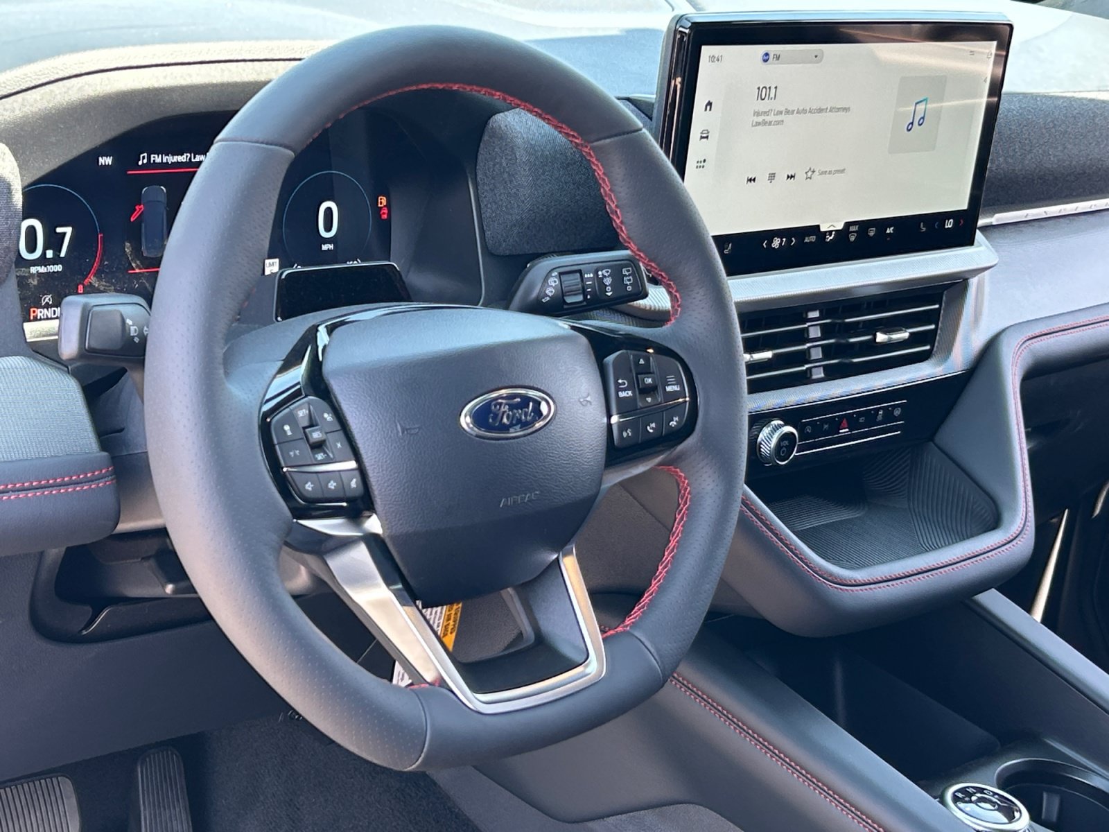 New 2026 Ford Explorer ST-Line w/ ST-Line Street Pack AWD/4WD image 9