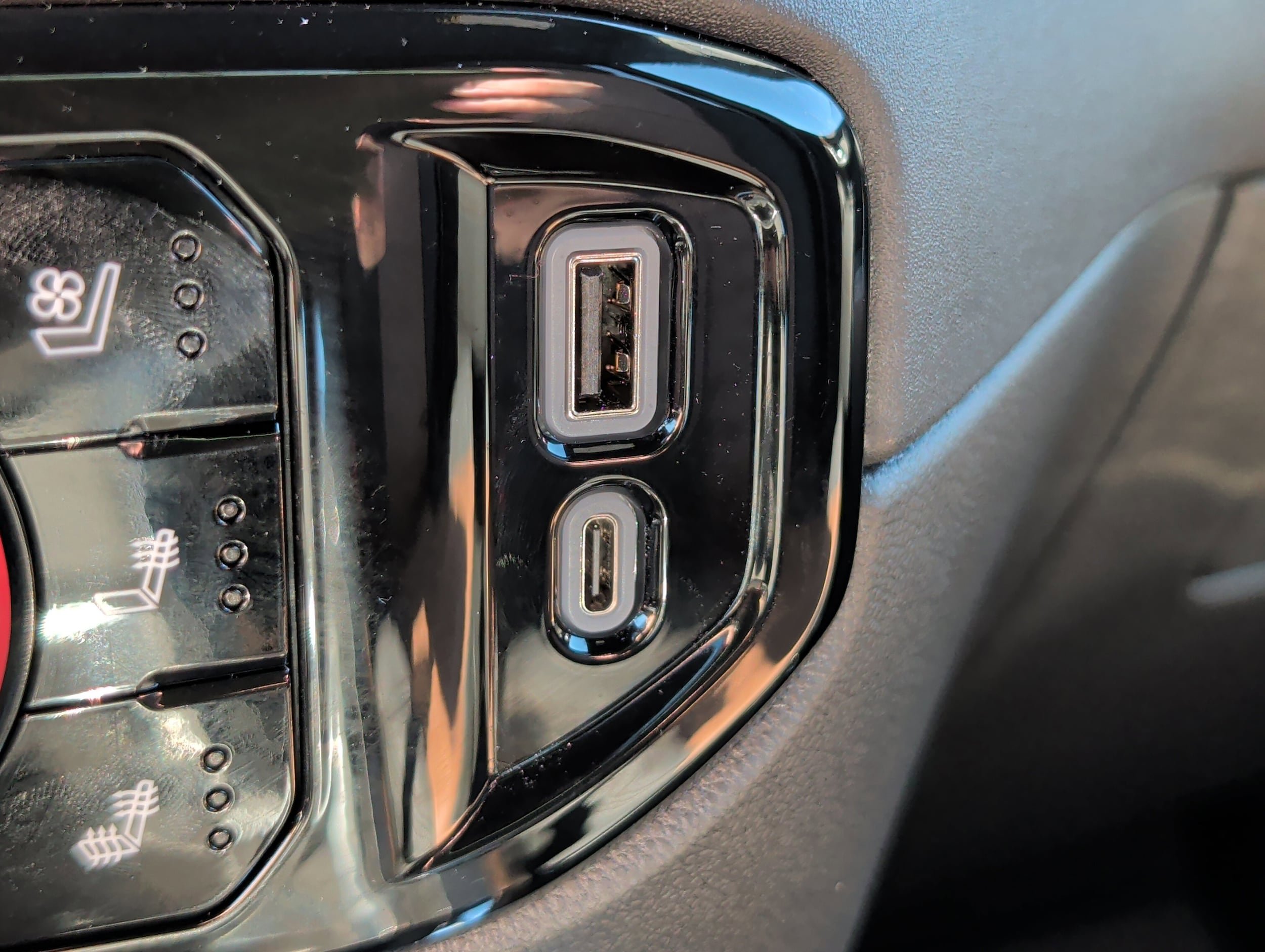 New 2026 Chevrolet Silverado 1500 High Country w/ Technology Package AWD/4WD image 26