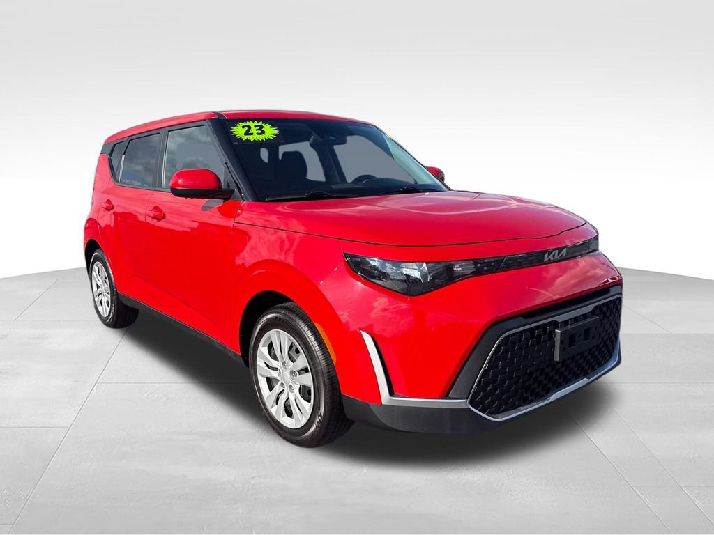 Used 2023 Kia Soul LX FWD image 16