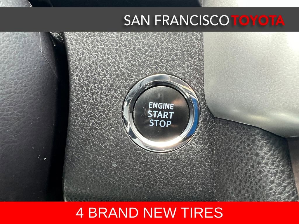 Used 2016 Toyota Highlander Limited image 26