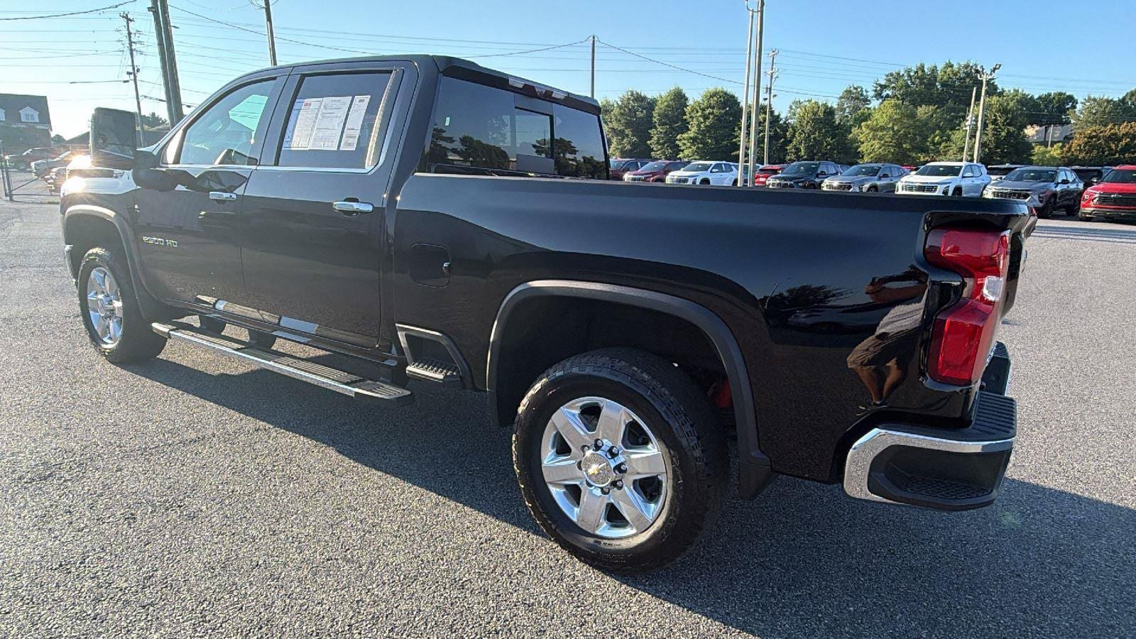 Used 2022 Chevrolet Silverado 2500 LTZ w/ LTZ Premium Package AWD/4WD image 11