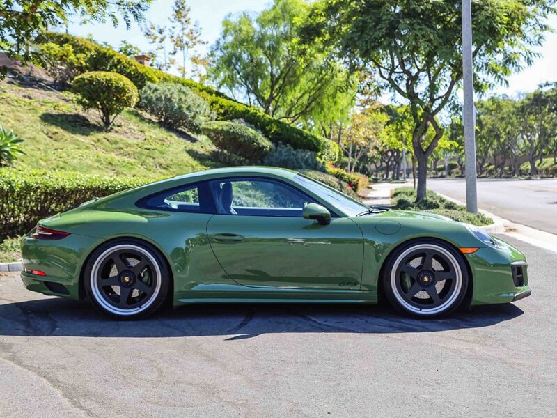 Used 2019 Porsche 911 Carrera GTS RWD image 6