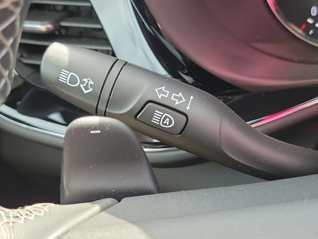 Certified 2023 Buick Envision Avenir AWD/4WD image 16