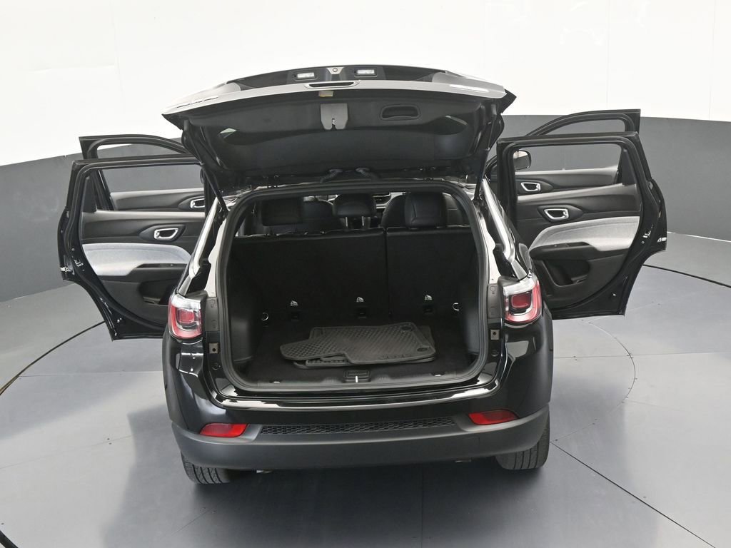 Used 2024 Jeep Compass Latitude image 64