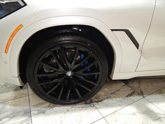 Used 2021 BMW X6 xDrive40i image 12