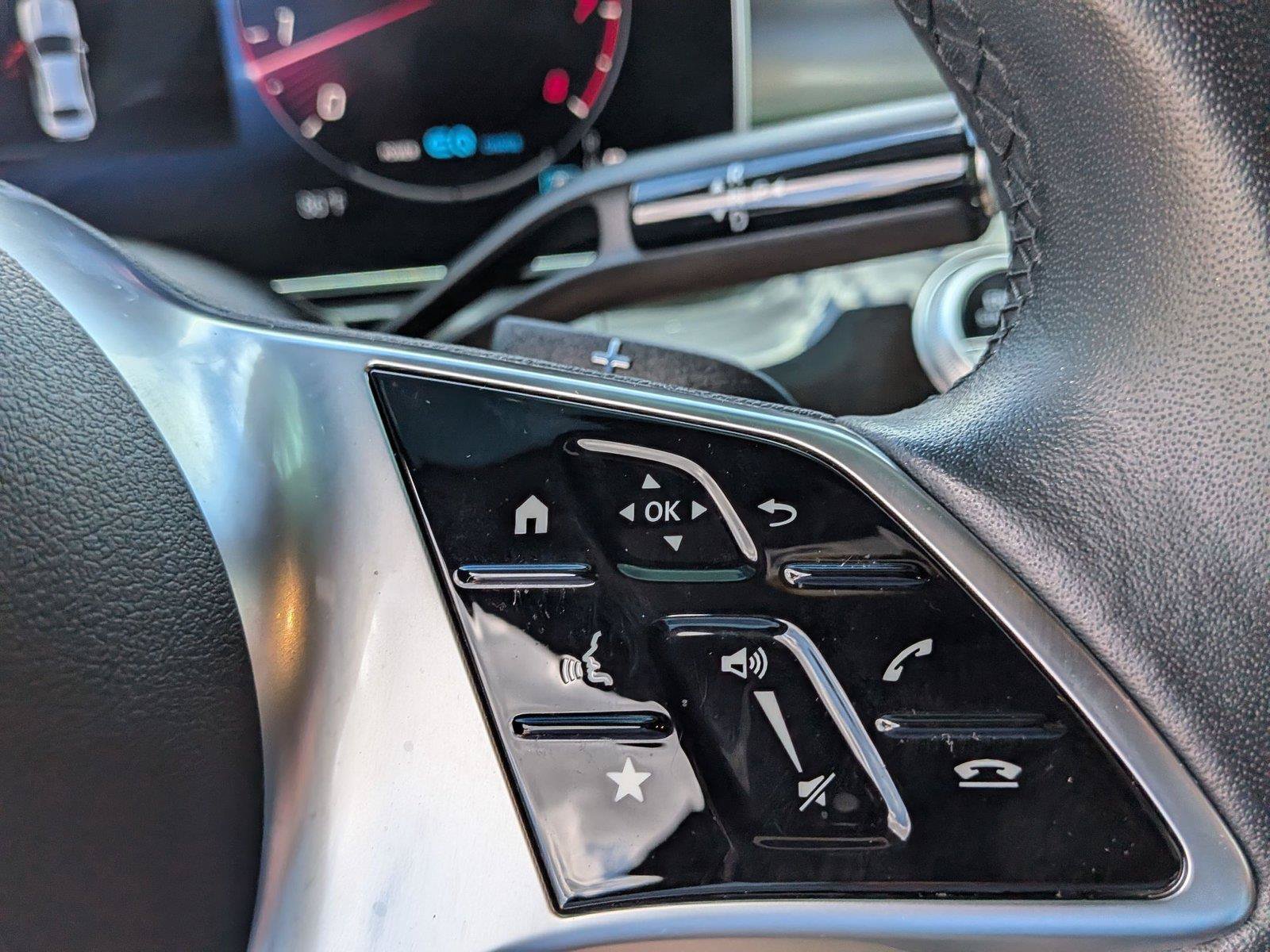 Used 2022 Mercedes-Benz C 300 Sedan image 20