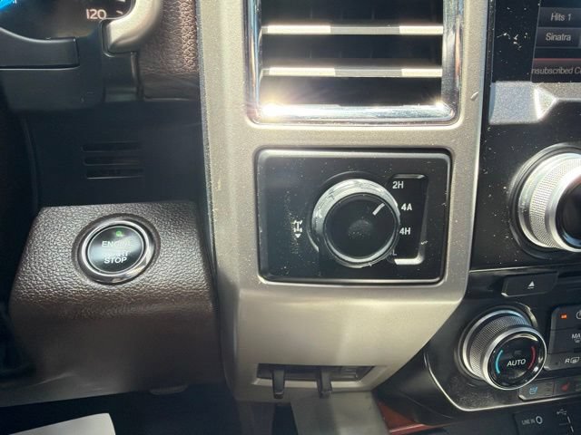 Used 2015 Ford F150 King Ranch w/ Equipment Group 601A Luxury AWD/4WD image 27
