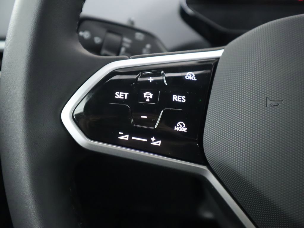 New 2026 Volkswagen ID.4 Pro image 11