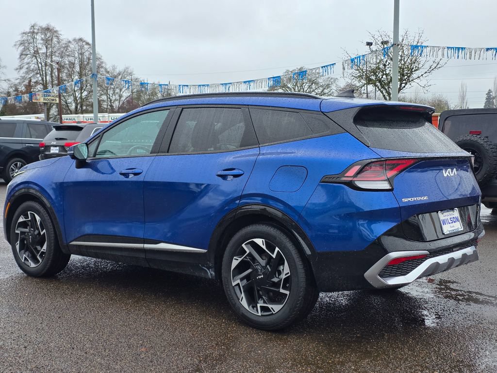 Used 2023 Kia Sportage SX FWD image 2