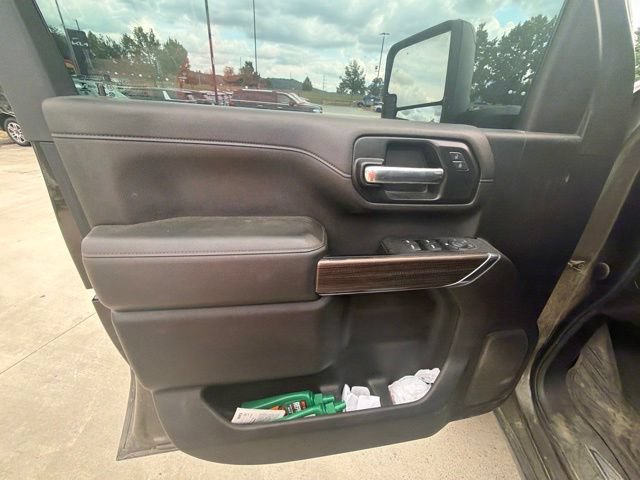 Used 2022 Chevrolet Silverado 2500 LT w/ Convenience Package AWD/4WD image 17