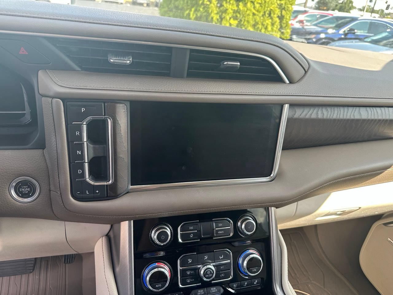 Used 2022 GMC Yukon Denali AWD/4WD image 12