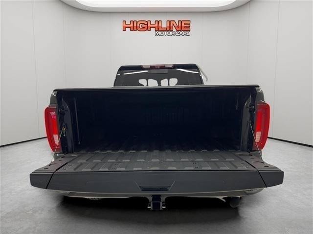 Used 2021 GMC Sierra 3500 Denali w/ Denali Ultimate Package AWD/4WD image 7
