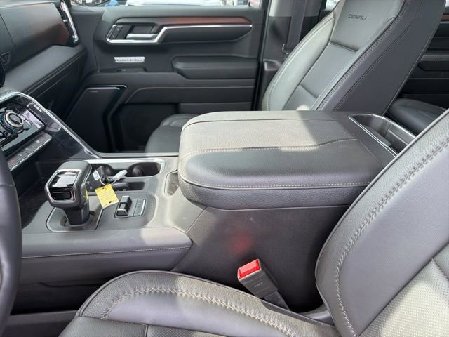 Used 2024 GMC Sierra 1500 Denali image 9