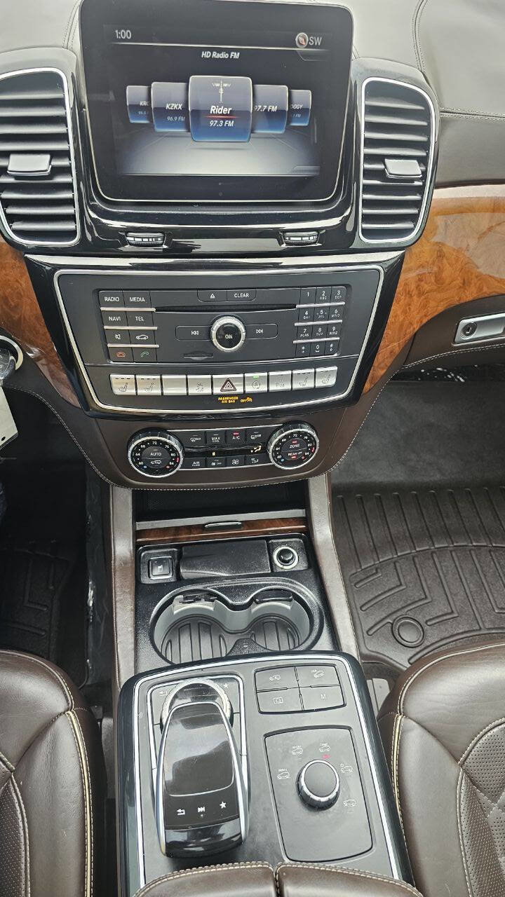 Used 2019 Mercedes-Benz GLS 550 4MATIC image 11