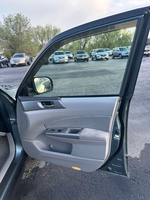 Used 2010 Subaru Forester 2.5X Premium AWD/4WD image 7