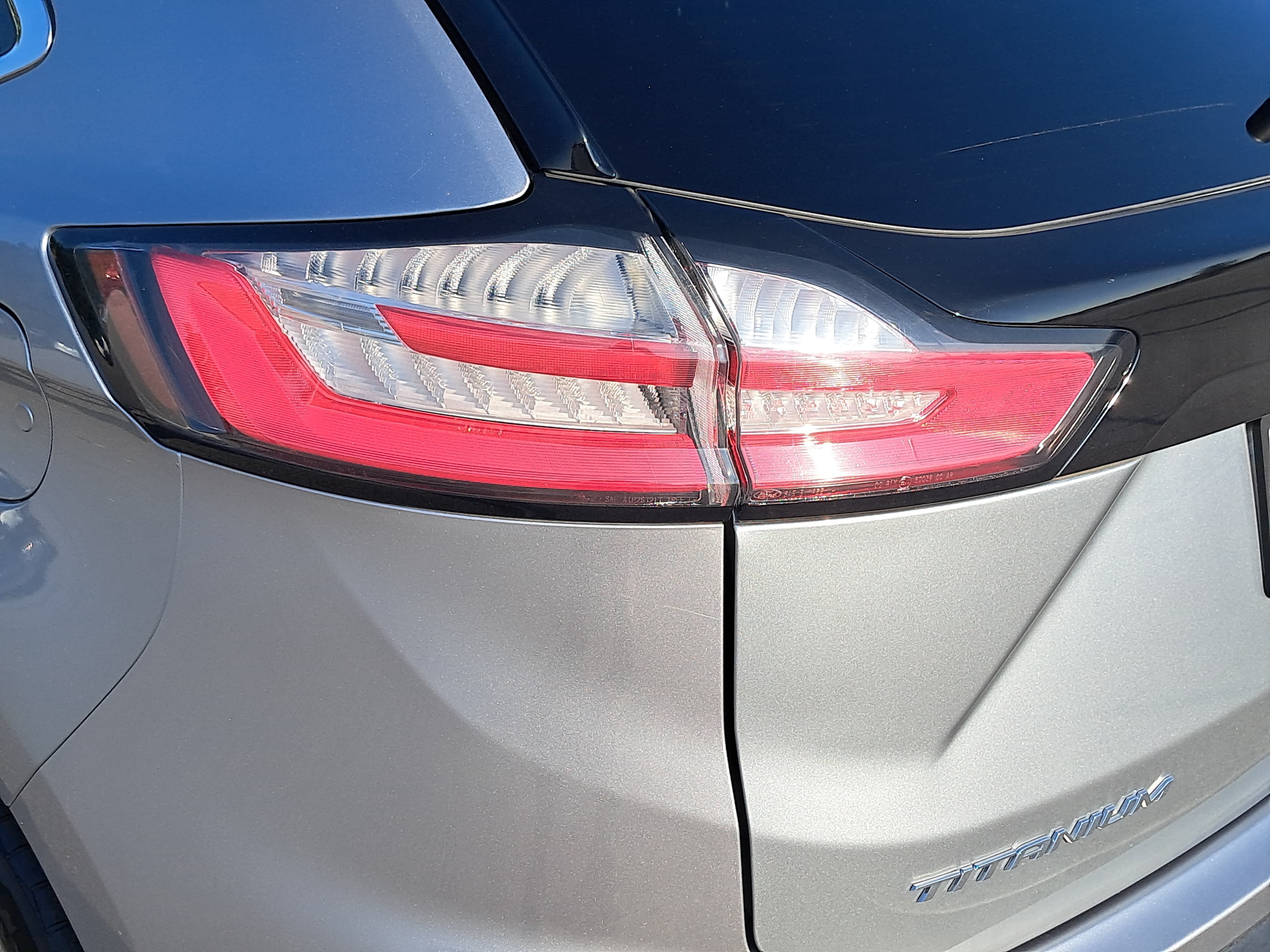 Used 2024 Ford Edge Titanium AWD/4WD image 35