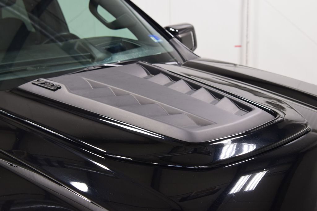 Used 2023 GMC Sierra 1500 AT4 w/ AT4 Premium Package image 17